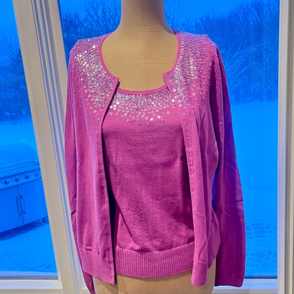 GAP Fuschia Women's Cardigan/Shell Sweater Set with Sparkling Accents NWOT - Picture 1 of 11